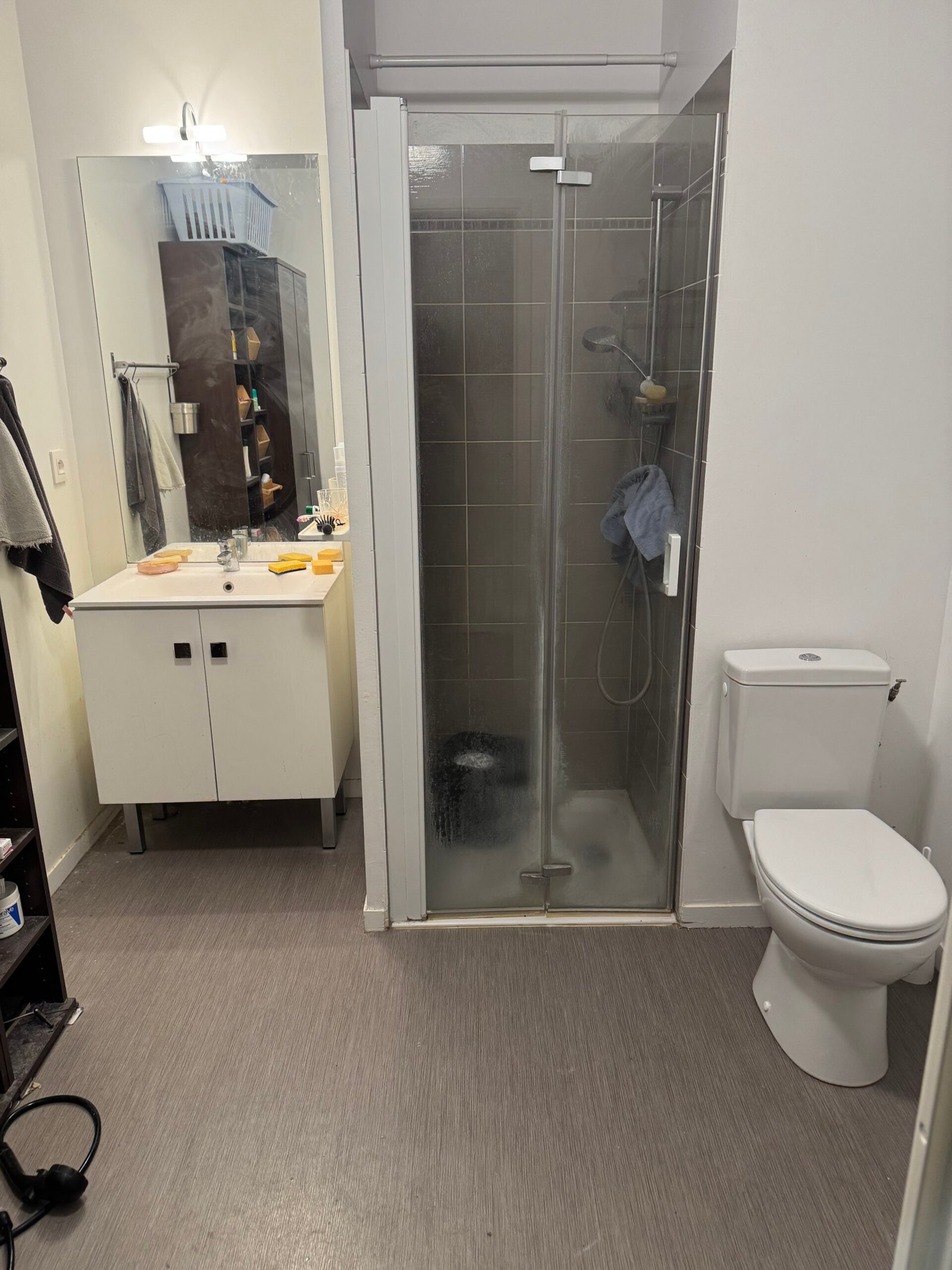 Travaux de plomberie : installation, réparation et entretien des équipements sanitaires et réseaux d’eau